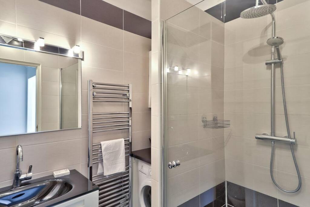 L29 Lenval Beach At 1Min Walk To Sea Front Ac Balcony 니스 외부 사진