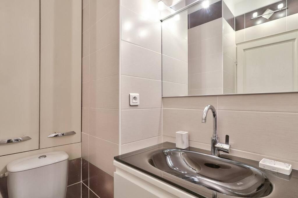 L29 Lenval Beach At 1Min Walk To Sea Front Ac Balcony 니스 외부 사진