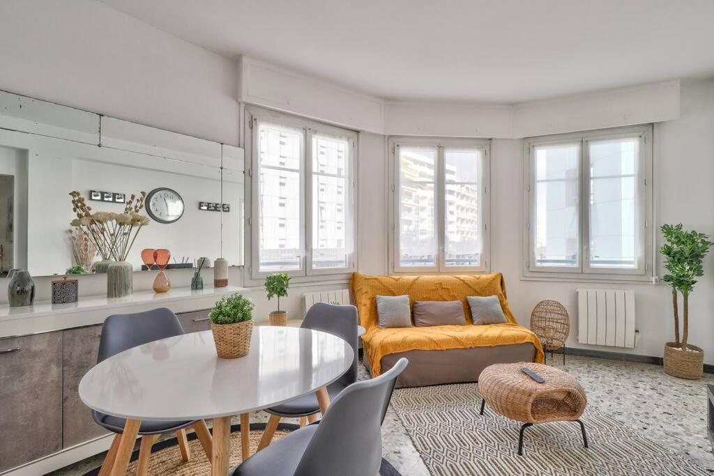 L29 Lenval Beach At 1Min Walk To Sea Front Ac Balcony 니스 외부 사진